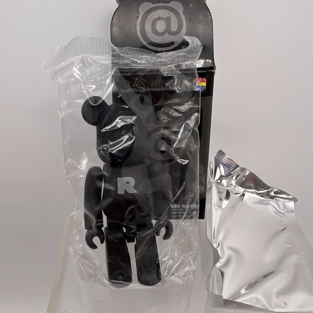 Bearbrick Series 48 Basic Letter R Medicom Be@rbrick 100% Figure